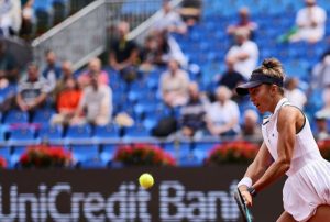 NmJiNThkMTNhZmM4NDg1ODU1NTYzNjdmYmM2.thumb - Jaqueline Cristian s-a calificat optimile turneului de la Rabat