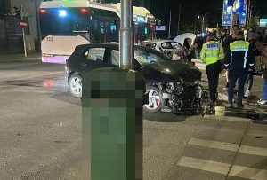 Accident în Pitești! Impact violent între două mașini 1 32bca13d 10cd 41db 9c4b 2169874cb811 - Accident în Pitești! Impact violent între două mașini