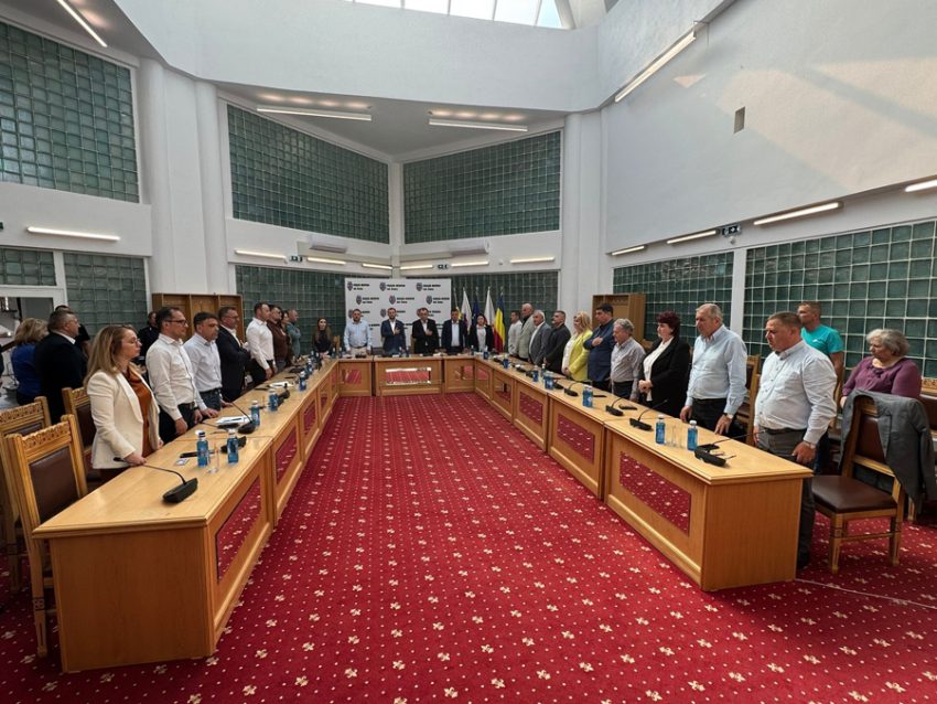 Mioveni. Ion Martalogu a depus jurământul ca nou consilier local PSD 1 Sursă foto: FB Aurel Costache