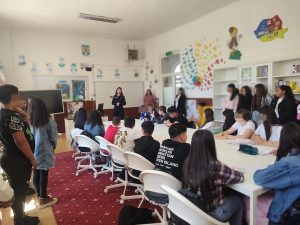 bf5c5a43 8350 4043 9dfa eb4e2fb75553 - Educație pentru siguranță: Polițiștii argeșeni, în școli și grădinițe