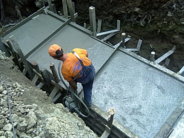 GENERAL TRUST ARGEȘ