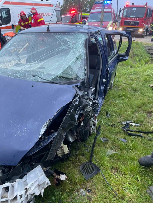Accident grav la Merișani! Bărbat de 56 de ani transportat la spital 2 accidnt auto Argeș