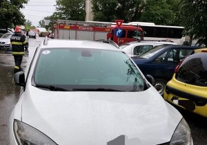 Accident cu victimă în Pitești! Impact între o trotinetă și o mașină 1 8aa59201 206b 4b18 9417 f483a4624256 - Accident cu victimă în Pitești! Impact între o trotinetă și o mașină