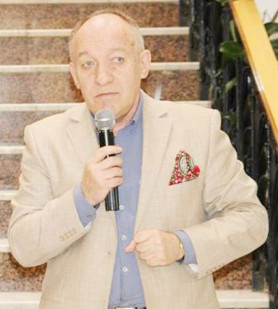 Jurnaliștii Constantin Hlihor și Nicolae Melinescu, invitați la Dialogurile Filarmonicii Pitești 1 Octavian Sachelarie - Jurnaliștii Constantin Hlihor și Nicolae Melinescu, invitați la Dialogurile Filarmonicii Pitești