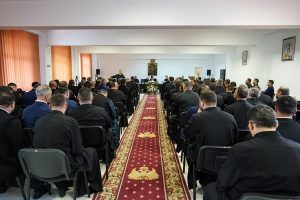 Reprezentanții ISU Argeș au instruit preoţii din cadrul Arhiepiscopiei Argeşului şi Muscelului 1 500190990 1014251067556409 2064902661532993581 n - Reprezentanții ISU Argeș au instruit preoţii din cadrul Arhiepiscopiei Argeşului şi Muscelului