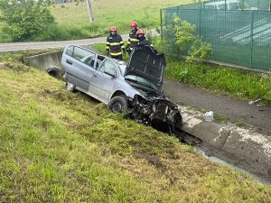 e894ec59 dd2e 4c8f a56c 084c75f2ceea - Șofer de 80 de ani, implicat într-un accident la Clucereasa. A ajuns cu mașina în șanț