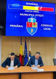S-a semnat contractul. Intrarea în municipiu dinspre Moșoaia se modernizează 3 FSursă foto: Primăria Municipiului Pitești