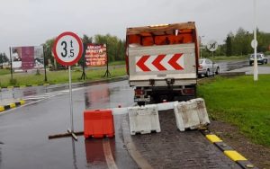 cats - Restricții de circulație pe mai multe drumuri din țară, din cauza precipitaţiilor abundente