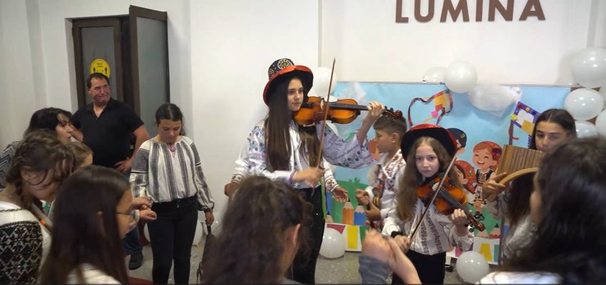 (Video) Față în față cu tezaurele vii - Întâlnire inedită în avans de Ziua Copilului, la Pitești! 6 eveniment la Pitești