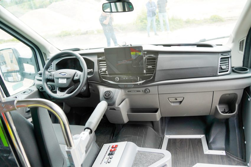 Microbuz electric pentru elevii din Moșoaia 2 microbuz scoala2 - Microbuz electric pentru elevii din Moșoaia