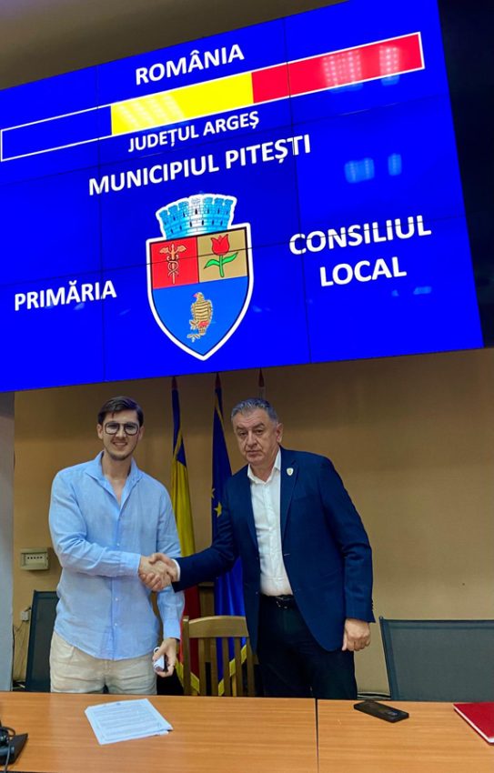 Contract important pe fonduri nerambursabile. Liceele tehnologice din Pitești vor fi modernizate! 1 Sursă foto: Primăria Municipiului Pitesti