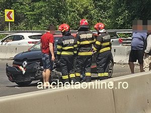 Accident la Dedulești! A intrat cu mașina în parapet 1 d42bc037 53c0 4afe b515 c2b6d3bb3562 - Accident la Dedulești! A intrat cu mașina în parapet