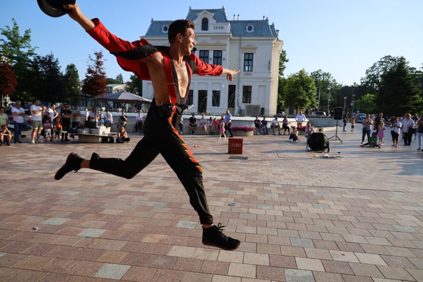 Django Juggles Rules 2025 Sursă foot: FB Primăria MunicipiuluiPitesti