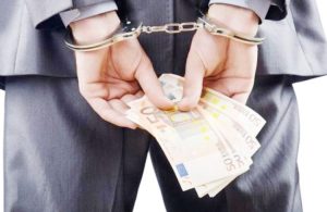 Firmă din Mioveni – trimisă în judecată pentru obţinere ilegală de fonduri 1 firma proces fonduri ilegale