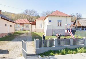Primăria Coşeşti aşteaptă oferte pentru reabilitarea Şcolii Primare Jupâneşti 1 scoala jupanesti cosesti