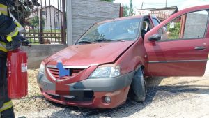 WhatsApp Image 2025 06 11 at 14.45.15 - Autoturism intrat într-un gard la Topoloveni! Persoană preluată de echipajul medical!