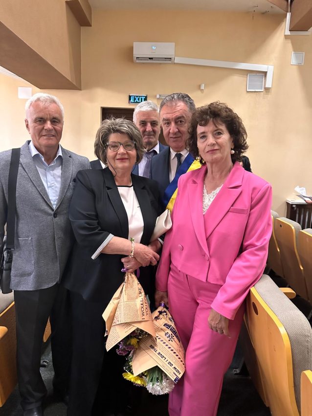 87 de cupluri longevive din Pitești au fost celebrate la Filarmonică 3 cupluri premiate Pitesti