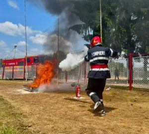 Imagine WhatsApp 2025 06 12 la 09.52.05 9d285eca - Pompierii civili din cadrul SPSU, în competiție la Câmpulung