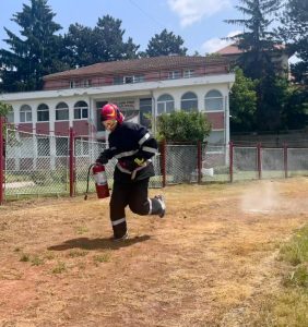 Imagine WhatsApp 2025 06 12 la 09.52.05 ee56f9f0 - Pompierii civili din cadrul SPSU, în competiție la Câmpulung