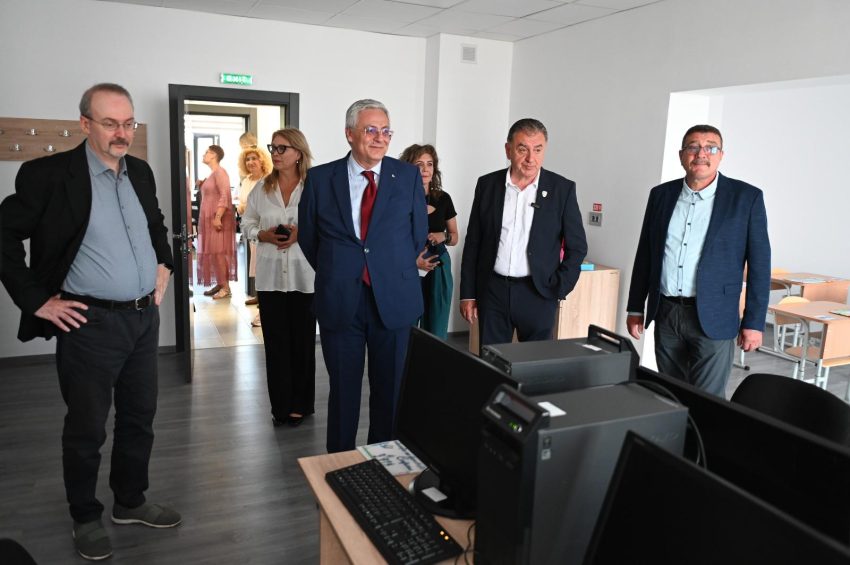 PITEȘTI. S-a deschis Centrul Multifuncțional Comunitar Războieni! 7 Centrul Multifuncțional Comunitar Războieni