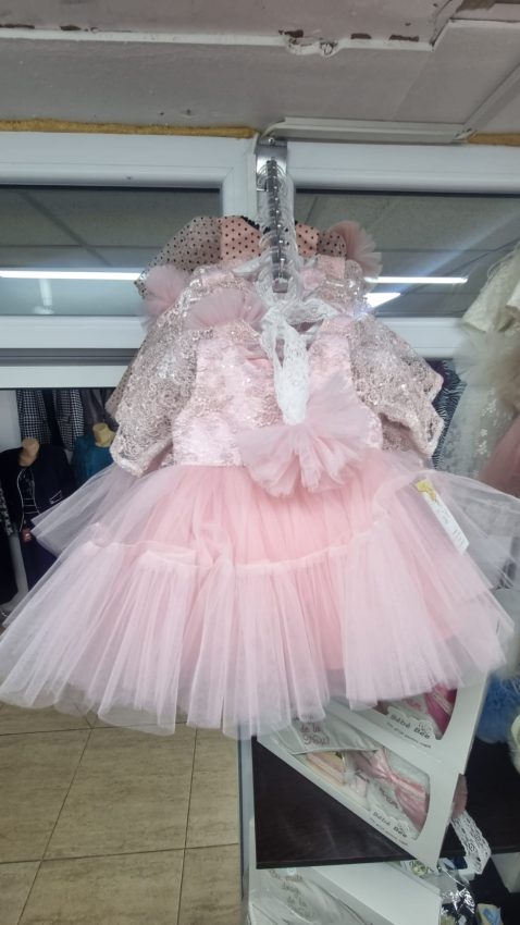 Vara evenimentelor începe la Complex Comercial John – tot ce ai nevoie, într-un singur loc! 8 complex john haine 1 - Vara evenimentelor începe la Complex Comercial John – tot ce ai nevoie, într-un singur loc!