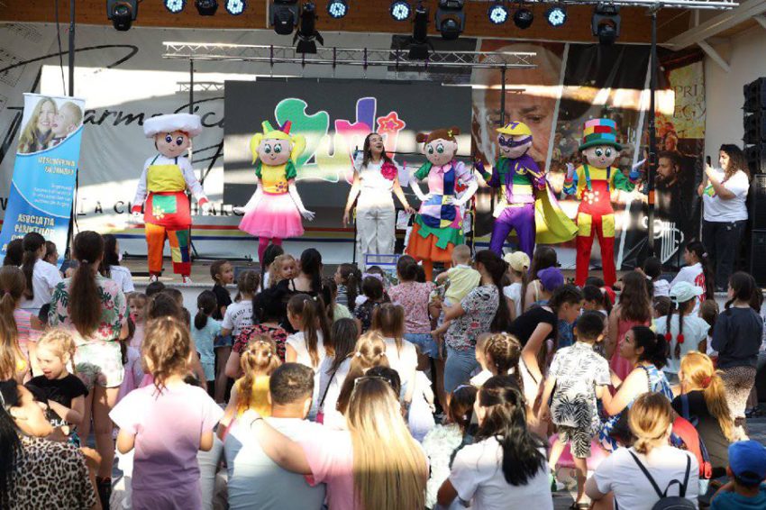 Eveniment caritabil la Pitești pentru copiii cu autism. Gașca Zurli a încântat inimile spectatorilor 3 Sursă foto: FB Cristian Gentea
