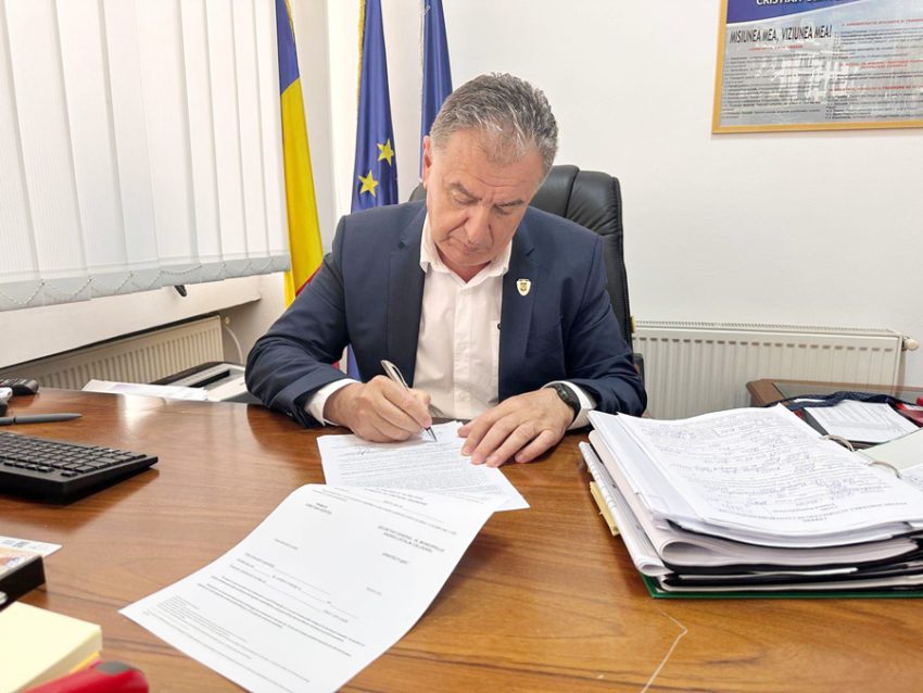 În sfârșit, s-a semnat autorizația de construire a noului stadion din Pitești 1 Sursă foto: ediția tipărită.