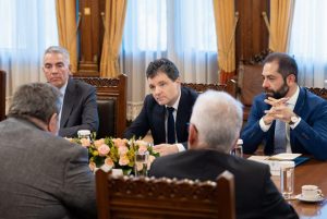 Sursă foto: FB Nicusor Dan