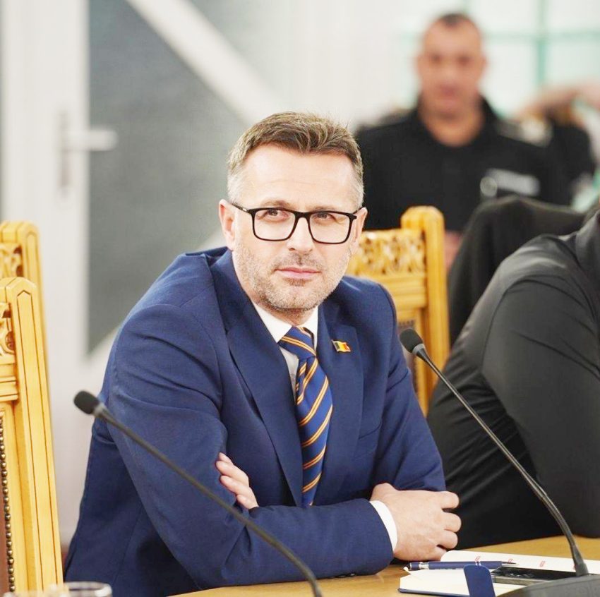 TO BE OR NOT TO BE BOLO – aceasta este întrebarea existențială a partidelor 2 Sursă foto: ediția tiparita