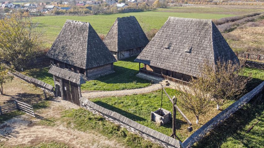 muzeul golesti acoperis 3 Sursă foto: CJ Argeș.