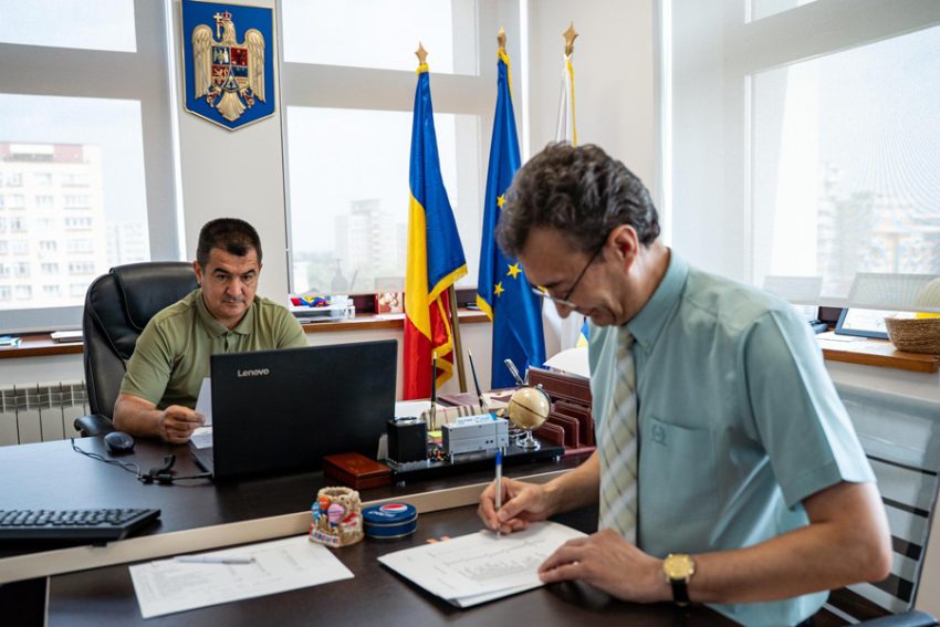 Traseele montane din Argeș vor fi digitalizate: aplicație, QR-uri și camere live pentru turiști 1 Sursă foto FB CJ Argeș (foto credit Salvamont Arges)