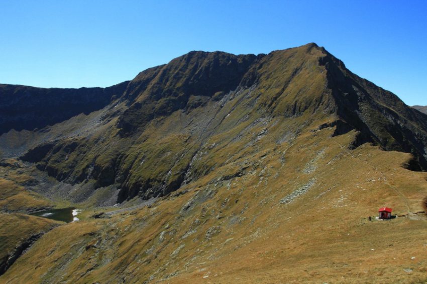 Traseele montane din Argeș vor fi digitalizate: aplicație, QR-uri și camere live pentru turiști 3 Sursă foto FB CJ Argeș (foto credit Salvamont Arges)