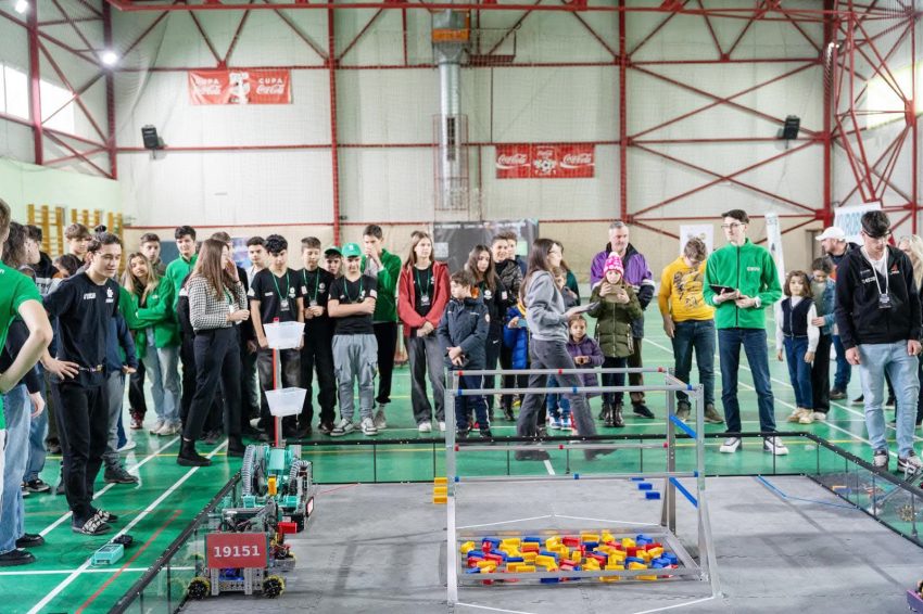 Formați pentru viitor: Valorile și realizările COLEGIULUI NAŢIONAL “VLAICU VODĂ” 5 Vlaicu Voda 9 - Formați pentru viitor: Valorile și realizările COLEGIULUI NAŢIONAL “VLAICU VODĂ”