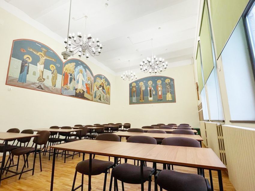 Colegiul Național „I.C. Brătianu” Pitești. Devino elev al liceului cu cei mai mulți olimpici! 4 colegiul ic bratianu 3 - Colegiul Național „I.C. Brătianu” Pitești. Devino elev al liceului cu cei mai mulți olimpici!