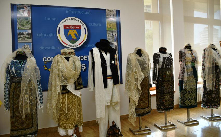 Ziua Universală a Iei. Colecția Mariei Plopeanu – O călătorie în inima tradiției românești 1 Sursă foto: CJ ARgeș.