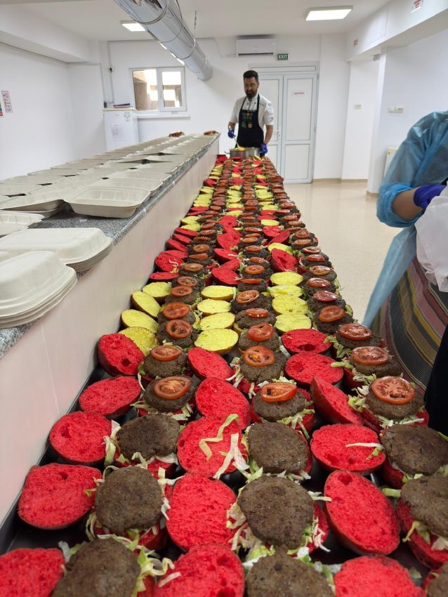 (Video) Chef Orlando Zaharia a gătit pentru copiii de la Spitalul de Pediatrie Pitești 1 Chef Zaharia Orlando
