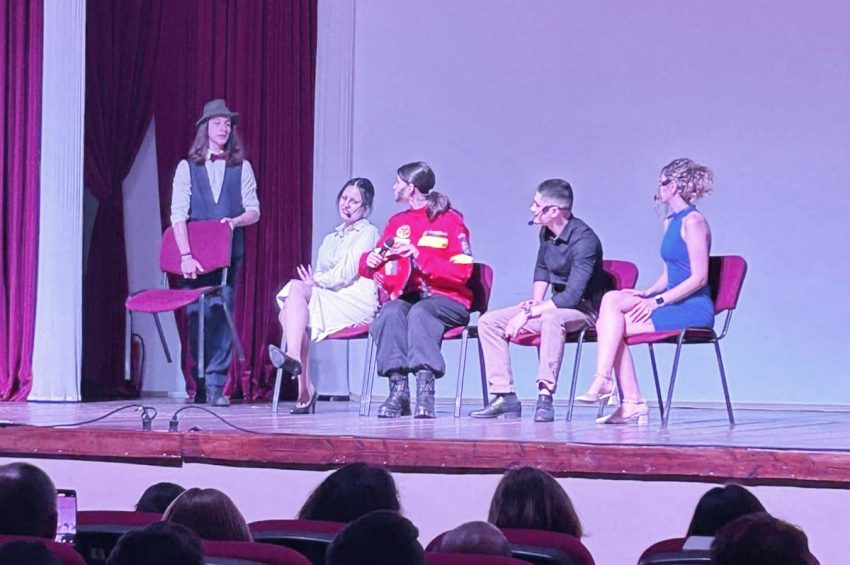 Liceul Sanitar Cantacuzino 4 - Liceul Teoretic „Ion Cantacuzino” - modelează caractere și formează oameni de valoare