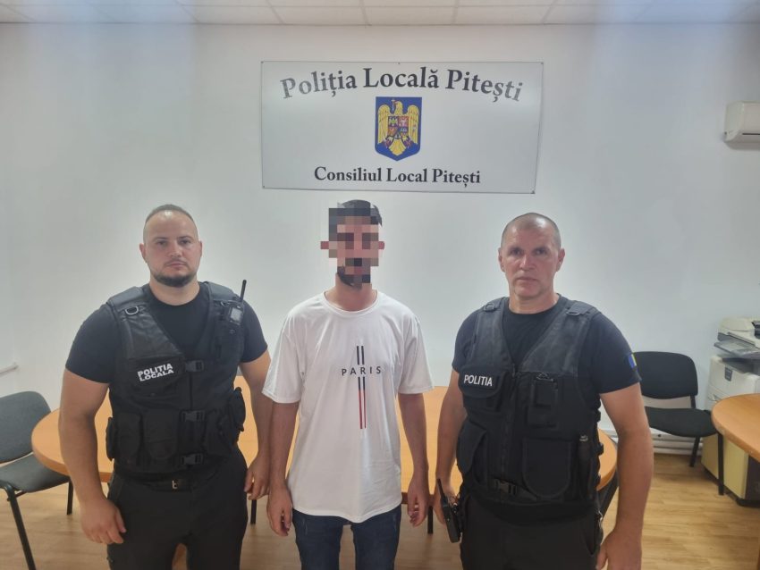 portofel bani acte Pitești