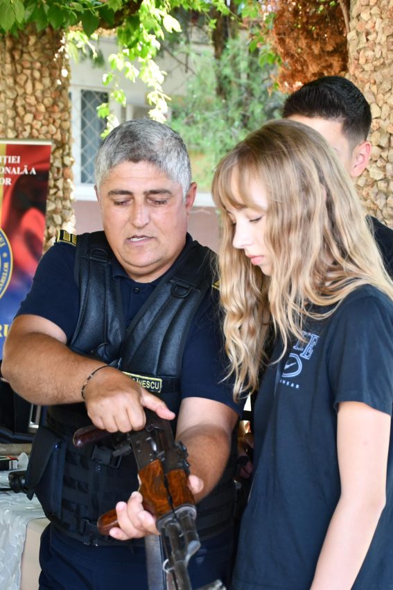 Penitenciarul Găești și-a deschis porțile pentru cetățeni, parteneri instituționali și mass-media 3 Penitenciarul Găești