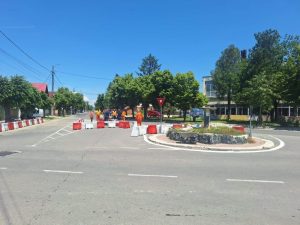 sens giratoriu la Costesti