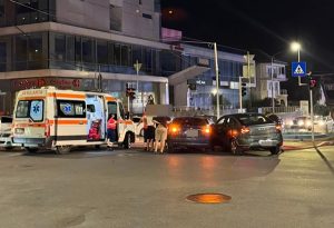cf1da663 67d0 447c 872d 73d8c91eb11c - Accident în Pitești! Două mașini implicate