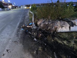 cdc97e8b eac3 4fac 89bd bb67c584e93d - Sfârșit tragic pentru 2 tineri! Au vrut să scape de polițiști, dar au murit carbonizați
