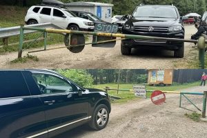 page 4 - Salvamont, apel către turiști: „Nu mai blocați accesul pe drumurile forestiere,”