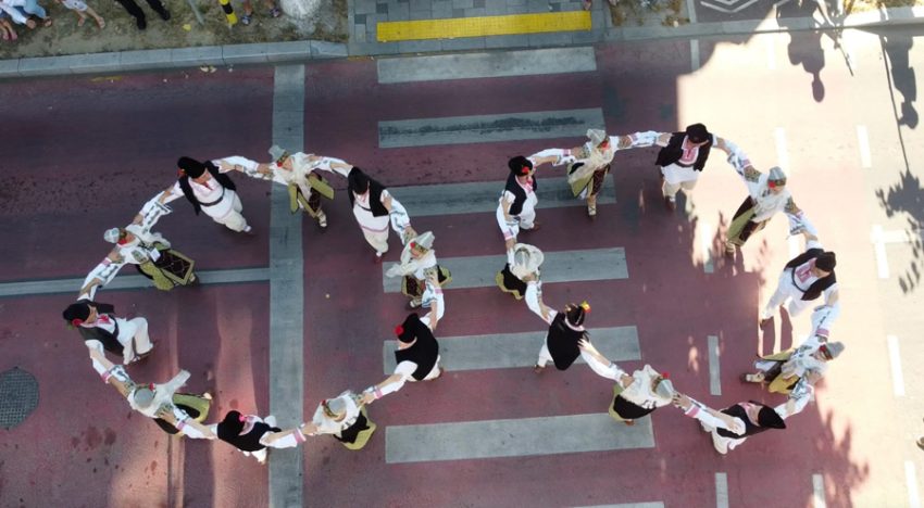 Sursă foto: FB Festivalului International de Folclor Carpati 2025 