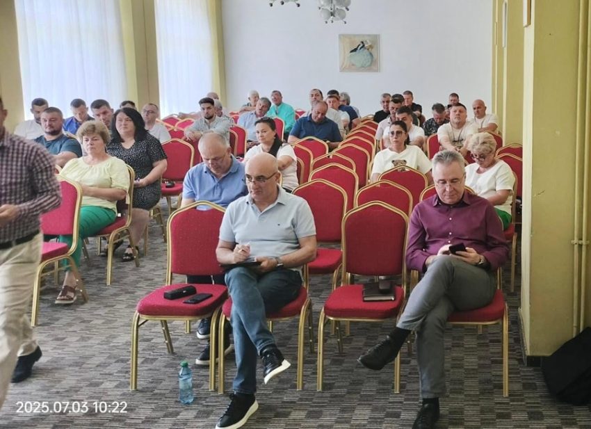 Sursă foto: FB Sindicatul Autoturisme Dacia - SAD.