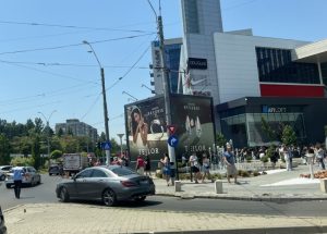 Incendiu la AFI Palace Cotroceni! Intervin pompierii 1 afi cotrocenid eschidere 1 - Incendiu la AFI Palace Cotroceni! Intervin pompierii