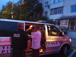 Piteșteni sancționați pentru tulburarea liniștii publice și consumul de alcool în locuri nepermise 27 piteșteni sancționați de politia locala