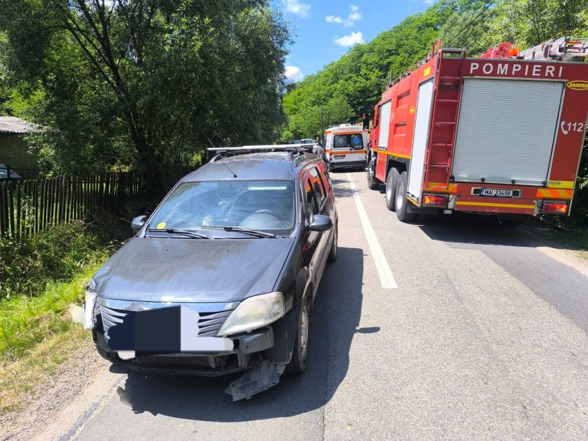 Accident în Argeș! Trei victime transportate la spital 2 accident auto Argeș