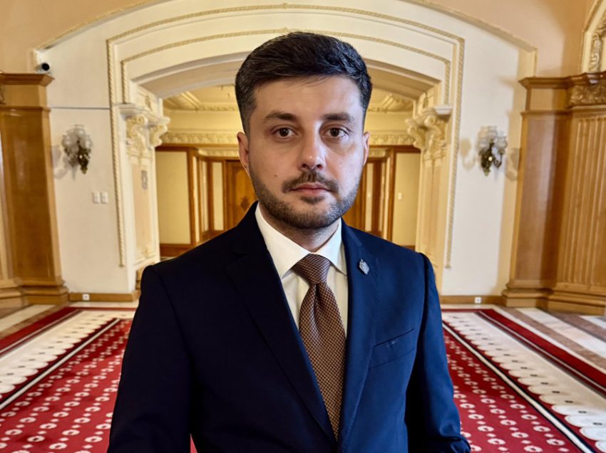 Cătălin Mîndroc: ”Oprirea arbitrară a investițiilor locale ar fi fost o greșeală” 1 Sursă foto: FB Catalin Mîndroc.