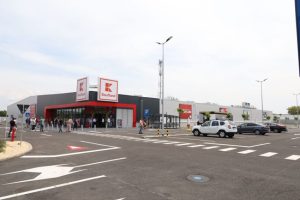 Kaufland deschide al patrulea magazin în Pitești 1 Sursă foto: FB Primăria Municipiului Pitești.